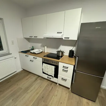 דירה Big House I 15 Beds I 8 Sr I Fast Wifi I Parking *
