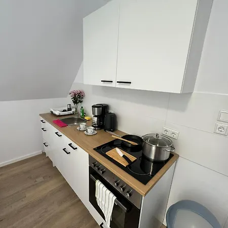 Big House I 15 Beds I 8 Sr I Fast Wifi I Parking באד אויינהאוזן